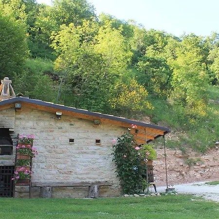 Il Poggetto Casa di campagna Serra SantʼAbbondio